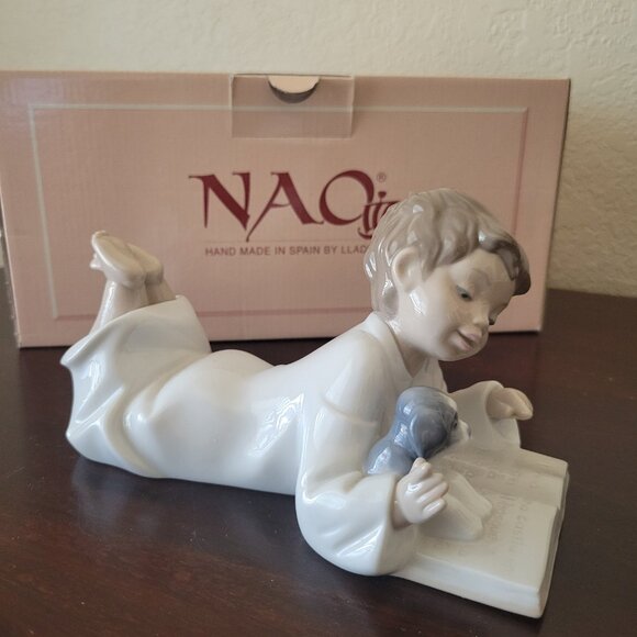 NAO Figurine Boy with Puppy “Repeat After Me” #1285 w/Box - Picture 1 of 6